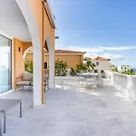 Elysium Ocean Villa